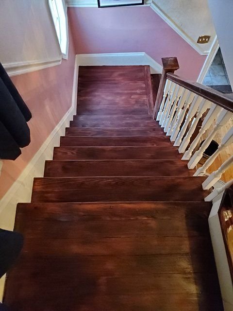 Hardwood floor staining