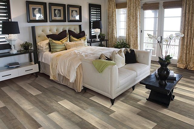 Cesar's Hardwood Floors project photo 29
