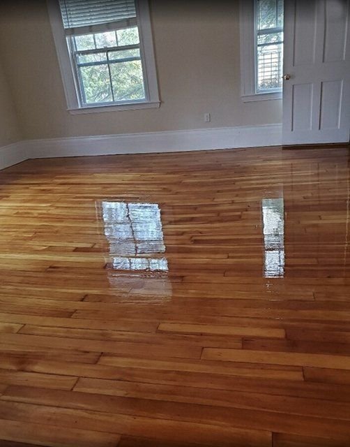 Cesar's Hardwood Floors project photo 39